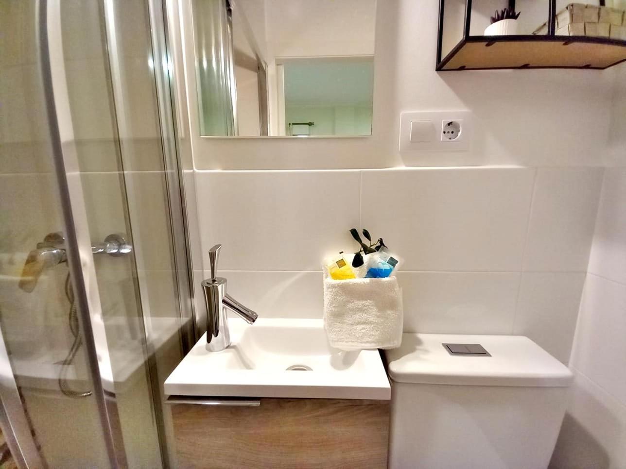 Holibai, Rulina , Single Private Ensuite, Baiona Exteriör bild